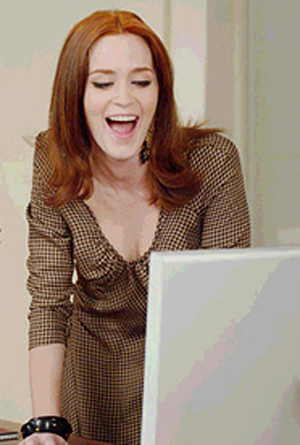 Emily Blunt as Emily Charlton The Devil Wears Prada Outfits 4